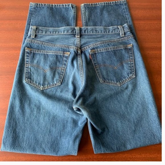 Vintage Women’s 501 Levi's Mom Jeans Made in USA - Picture 5 of 8